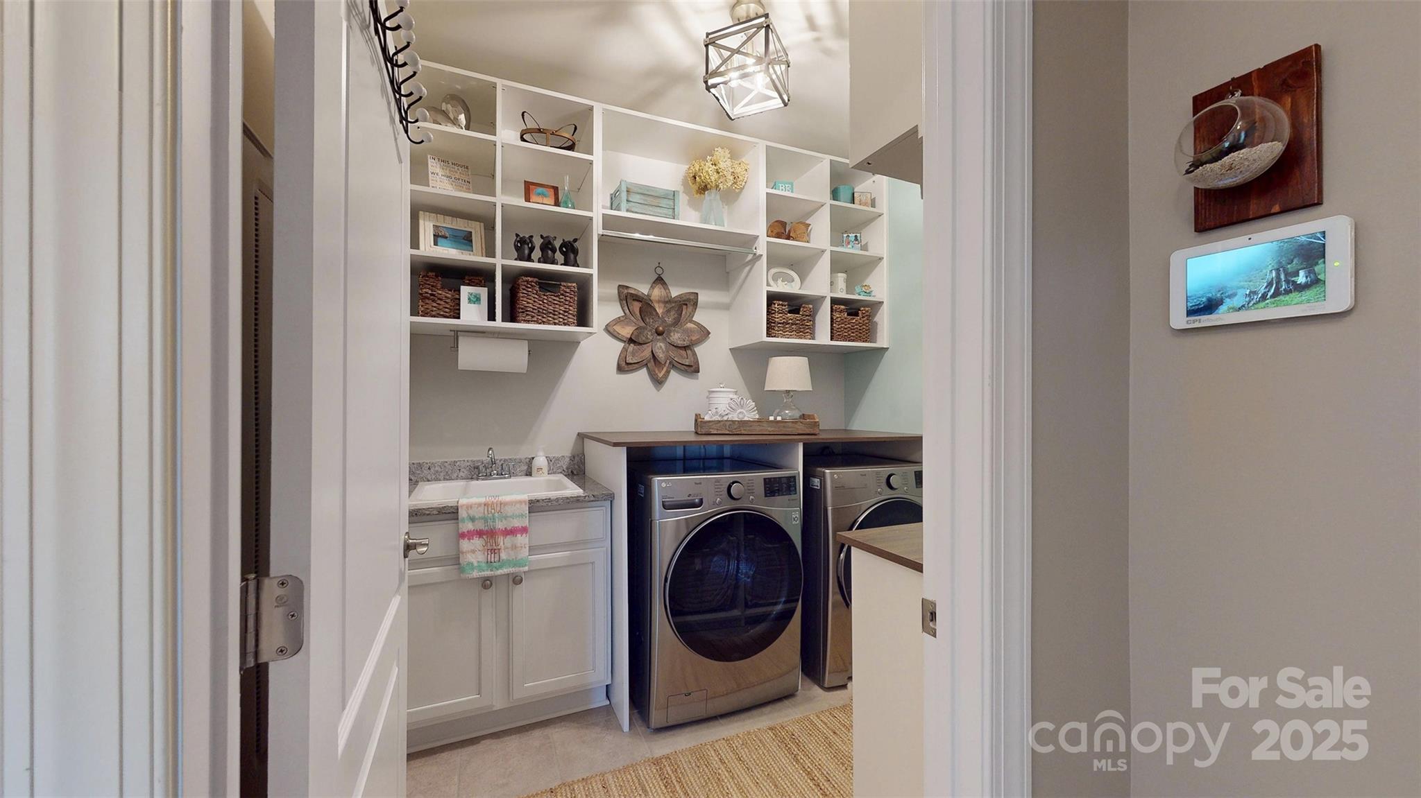 Tree Tops - Residential