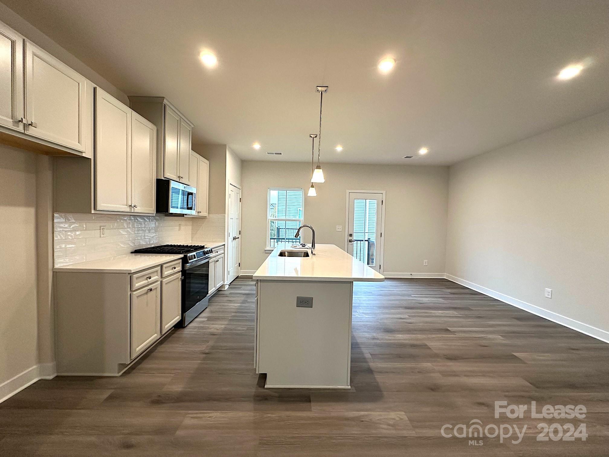 The Towns at Mallard Mills - Residential Lease