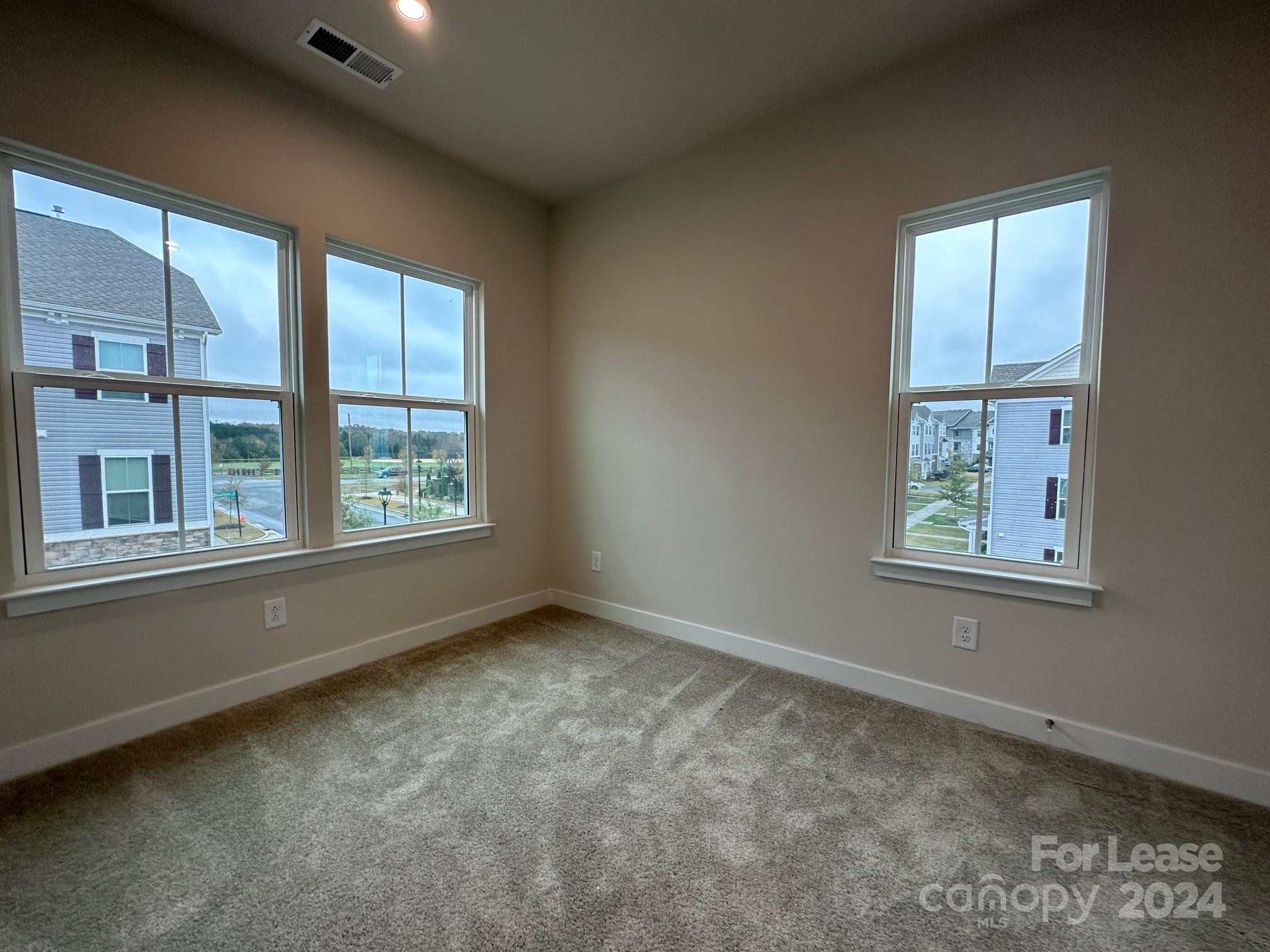 The Towns at Mallard Mills - Residential Lease