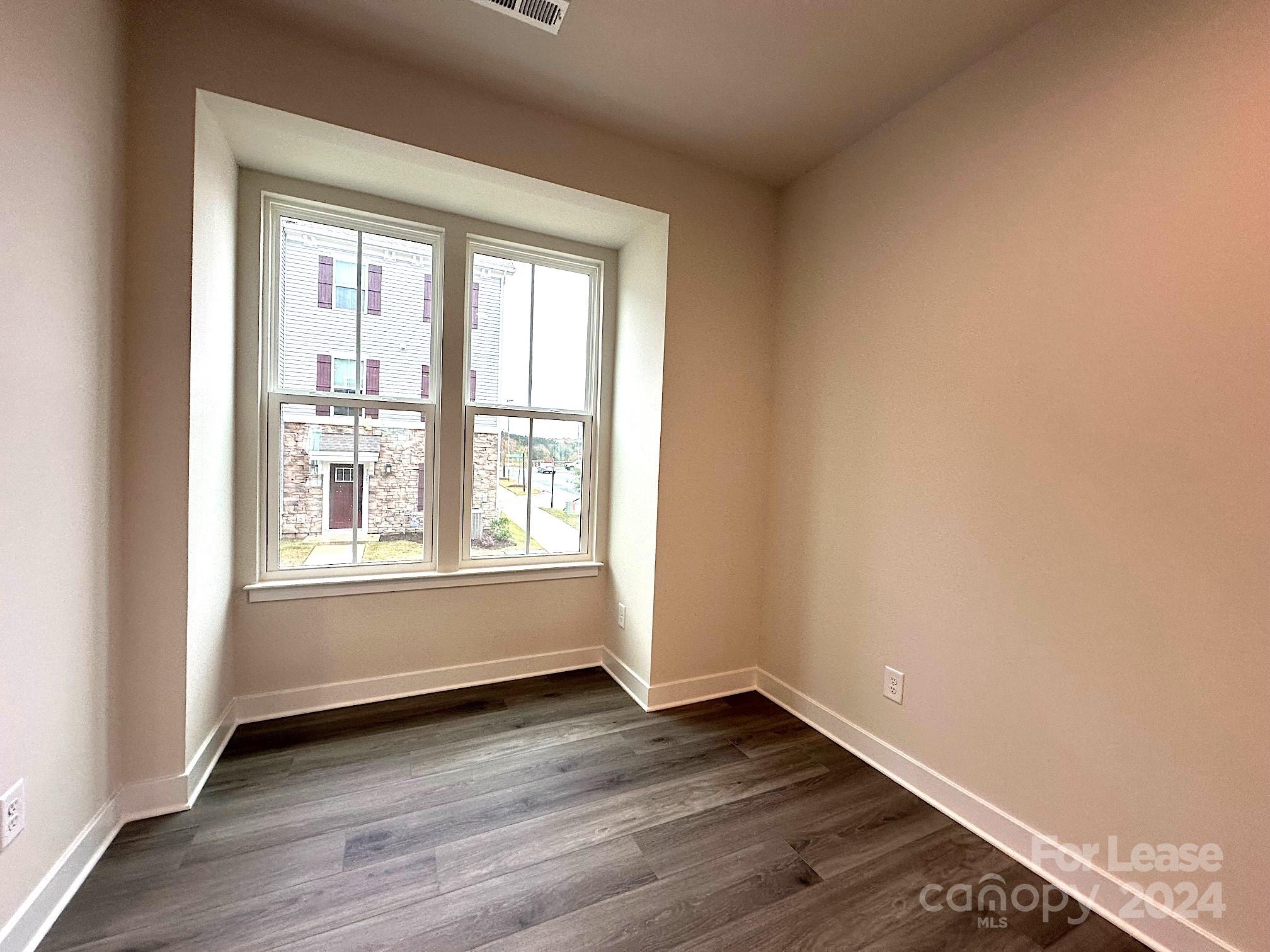 The Towns at Mallard Mills - Residential Lease