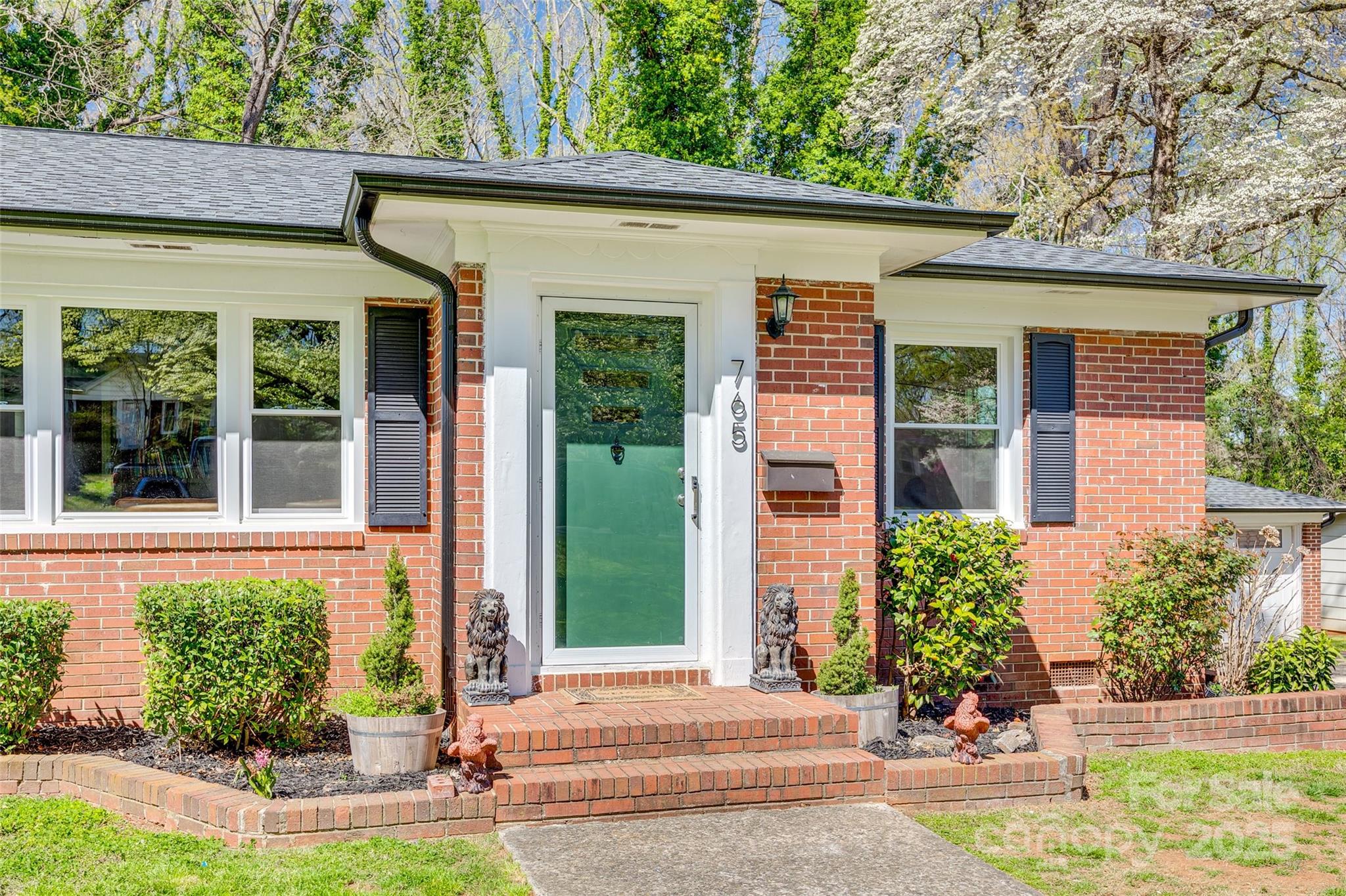 Colonial Heights - Residential