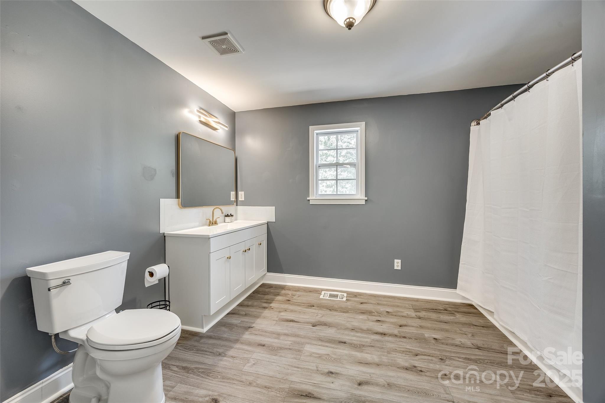 Colonial Heights - Residential