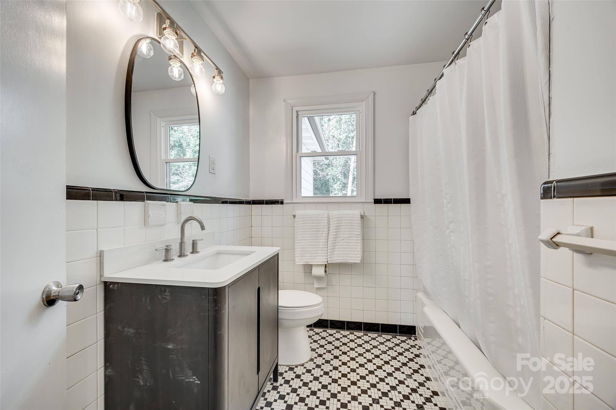 Colonial Heights - Residential