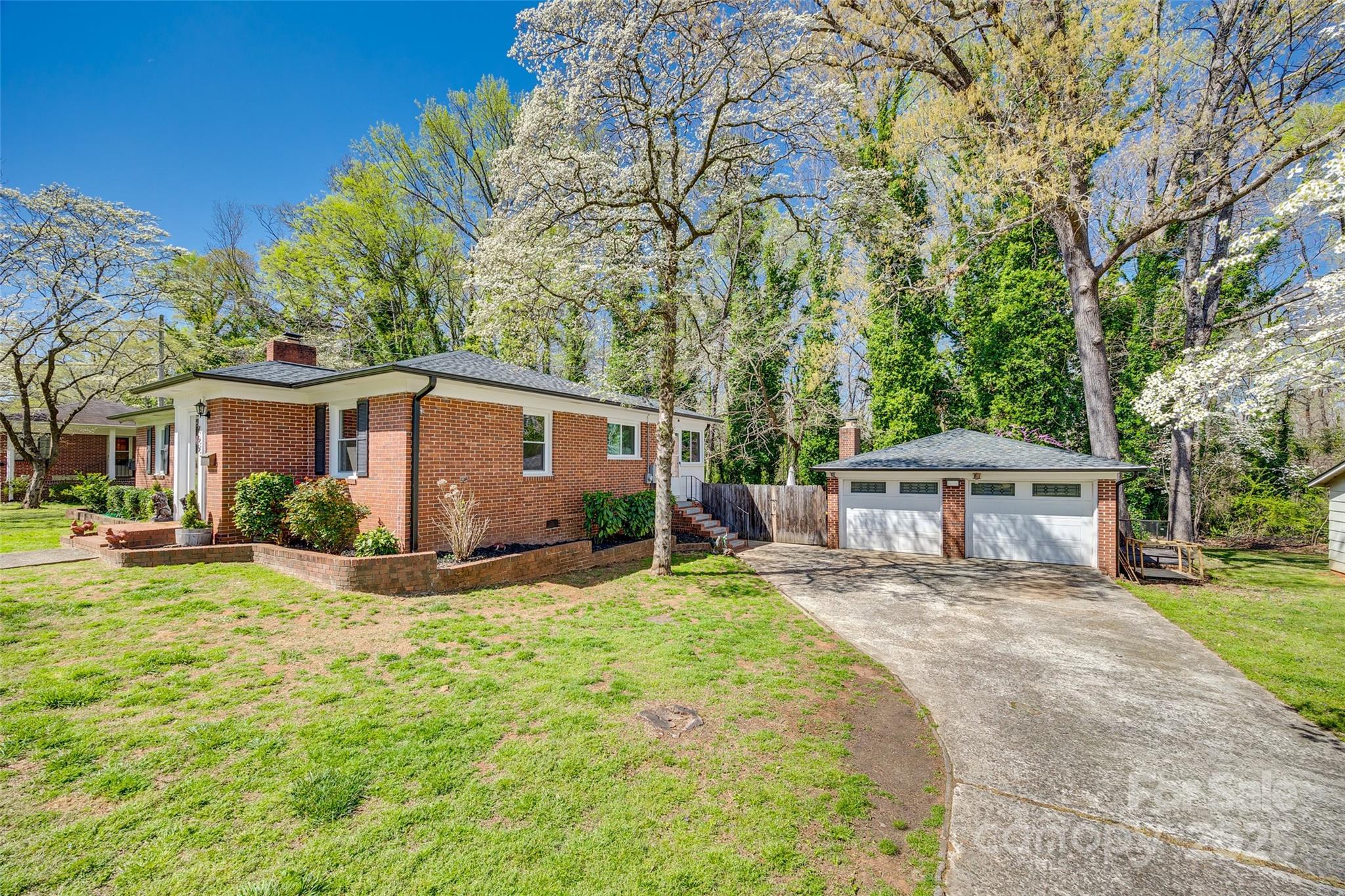 Colonial Heights - Residential