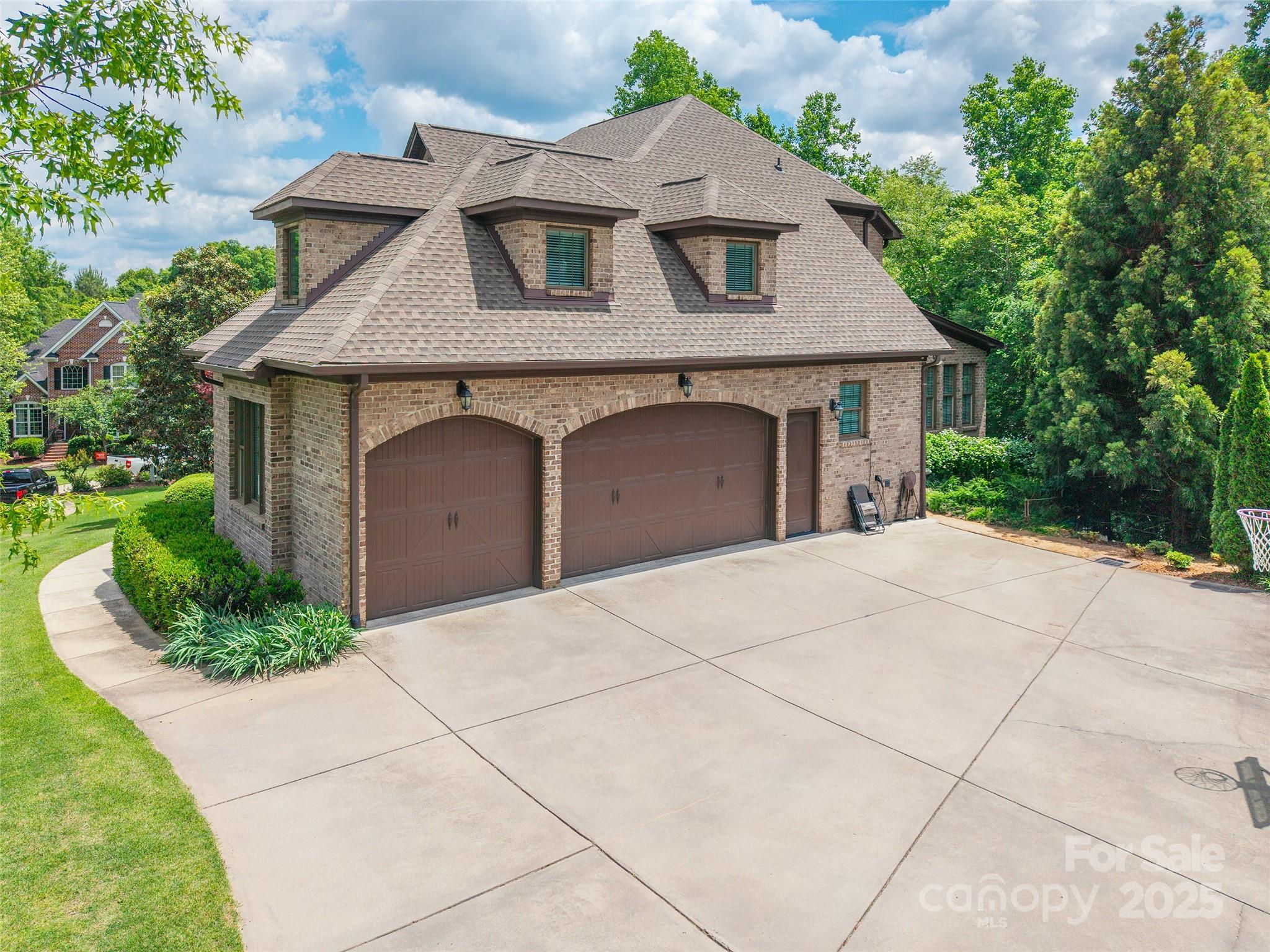 1260 Rittenhouse Lane