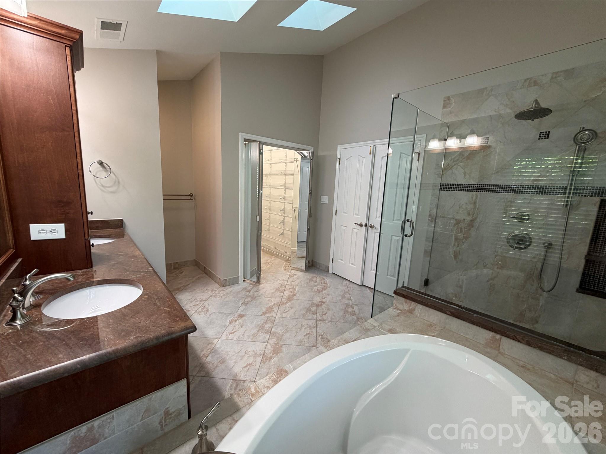 Providence Arbours - Residential