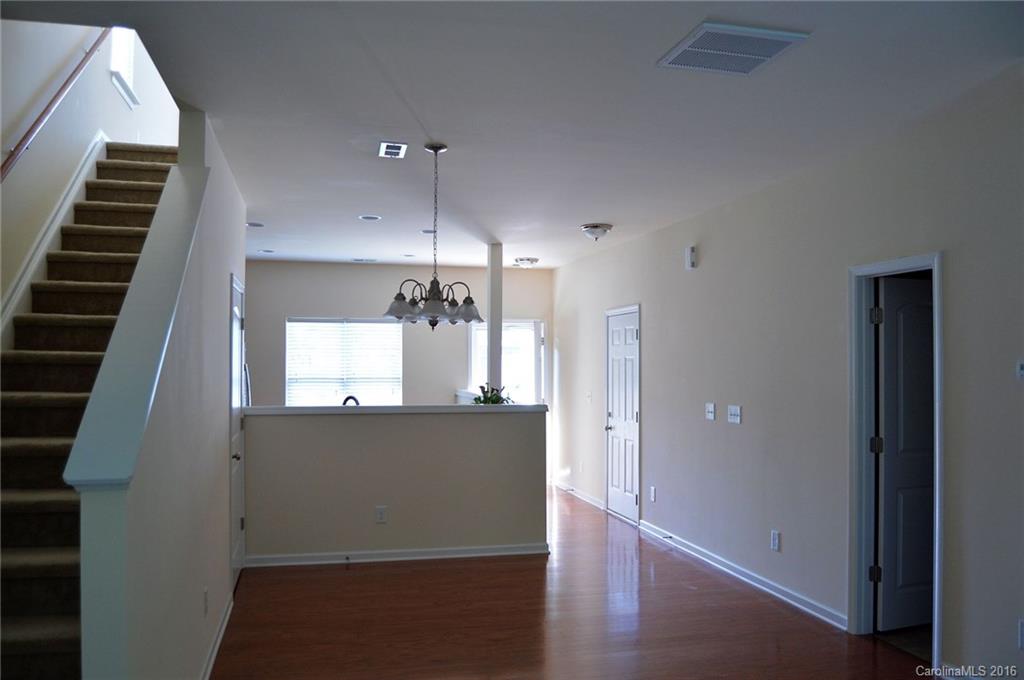 Charlotte Pines - Residential