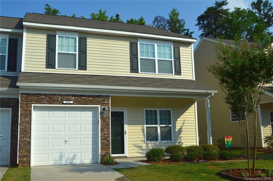 Move in Ready 3 bedroom and 3 full bath END UNIT town home WITH Loft. This unit is RARE as it has a Washer and dryer hook up downstairs AND upstairs. Guest Suite also down stairs. Kitchen features Stainless Steel Appliances, Granite Counter tops and Tile Back splash. Property is very convenient to shopping, dining, schools, hospitals and major highways.