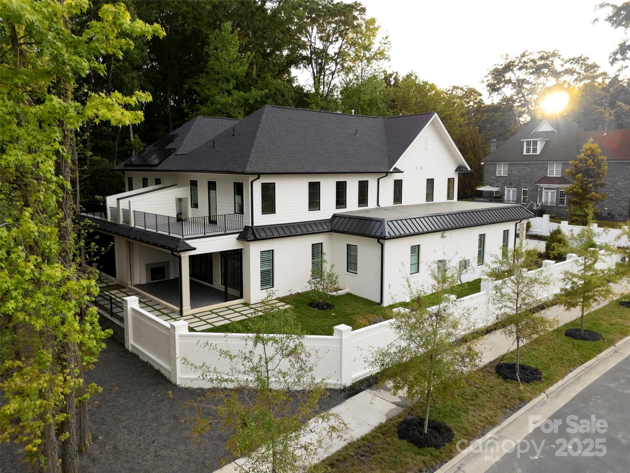 3200 Providence Road 1B