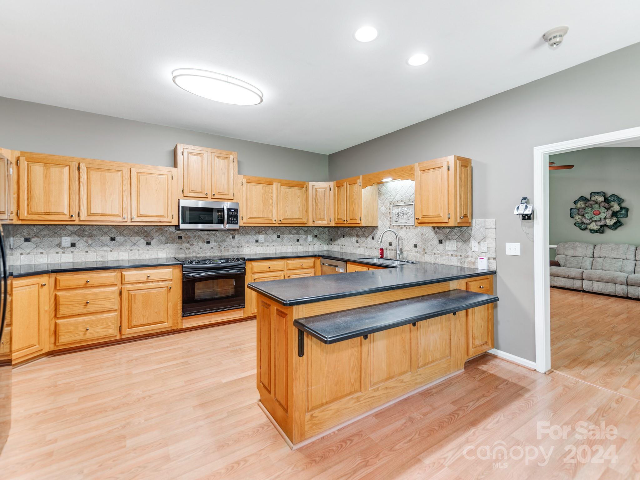 Lesslie Woods - Residential