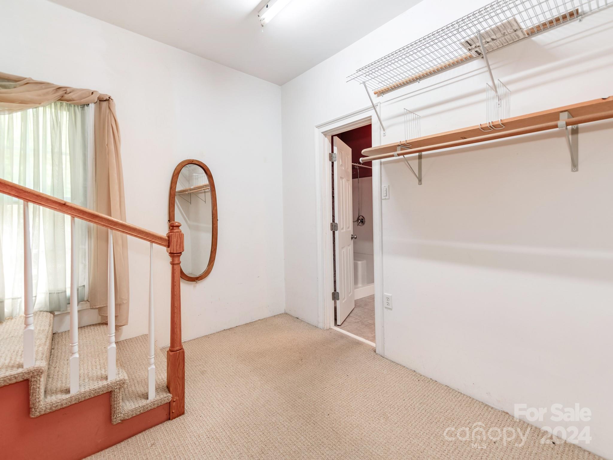 Lesslie Woods - Residential