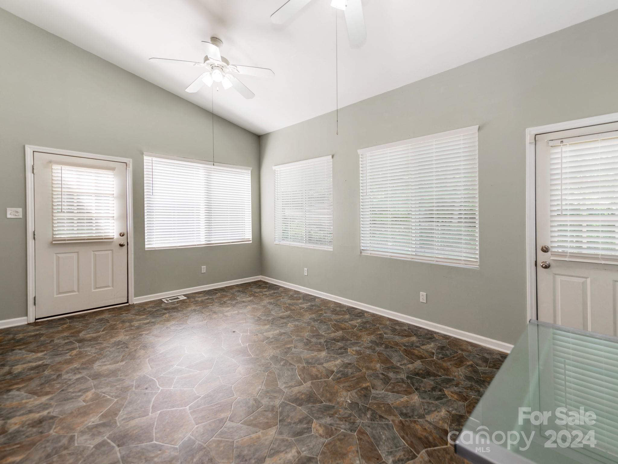 Lesslie Woods - Residential