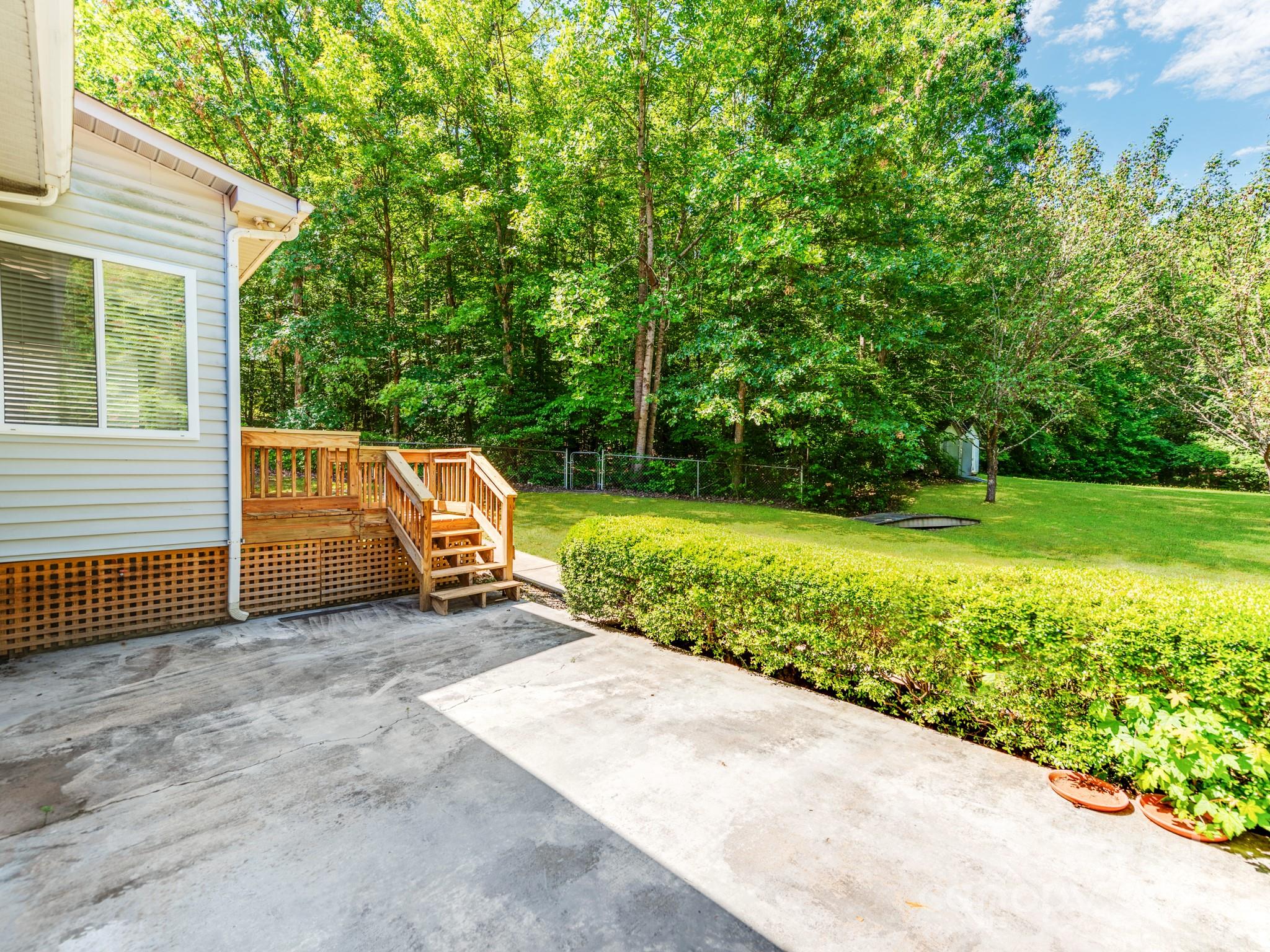 Lesslie Woods - Residential