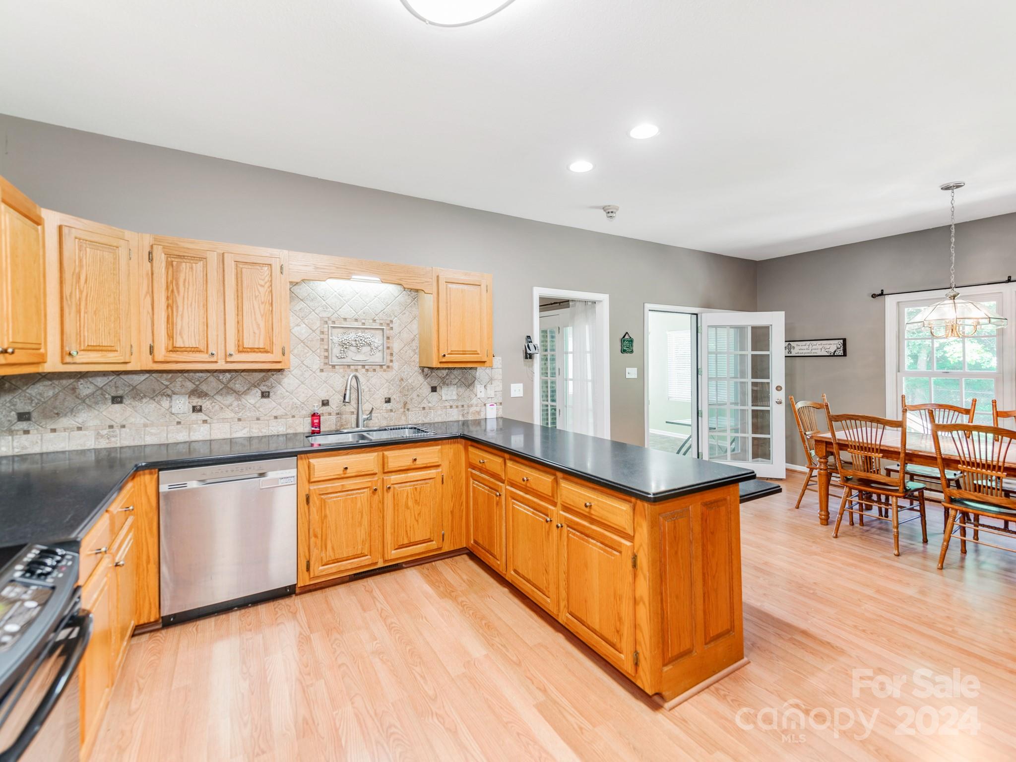 Lesslie Woods - Residential