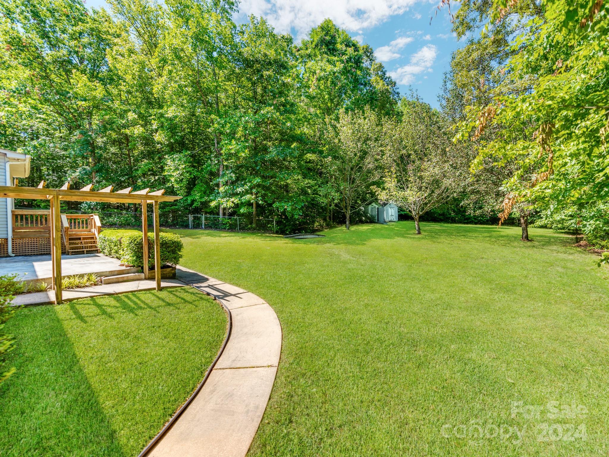 Lesslie Woods - Residential