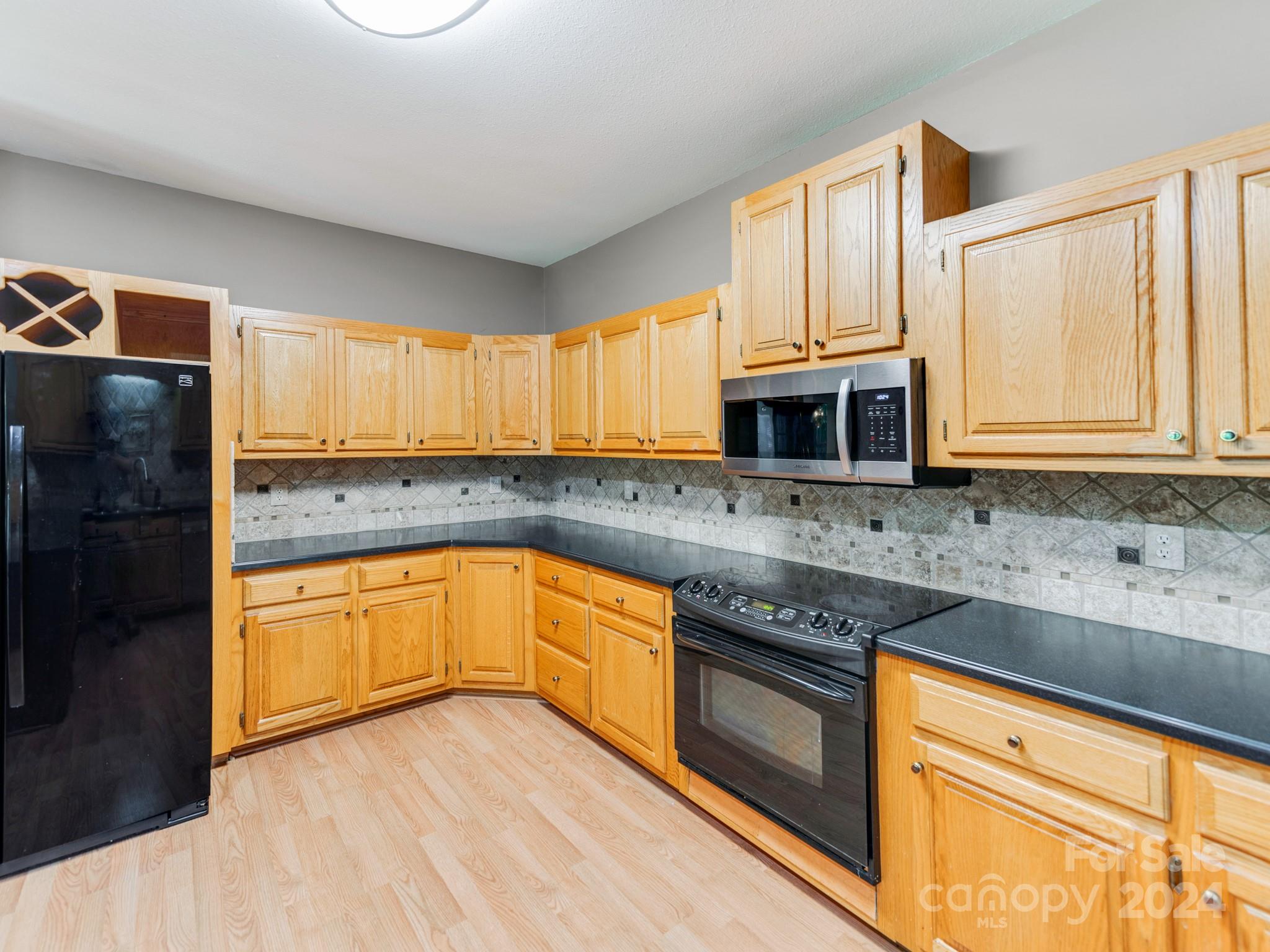 Lesslie Woods - Residential