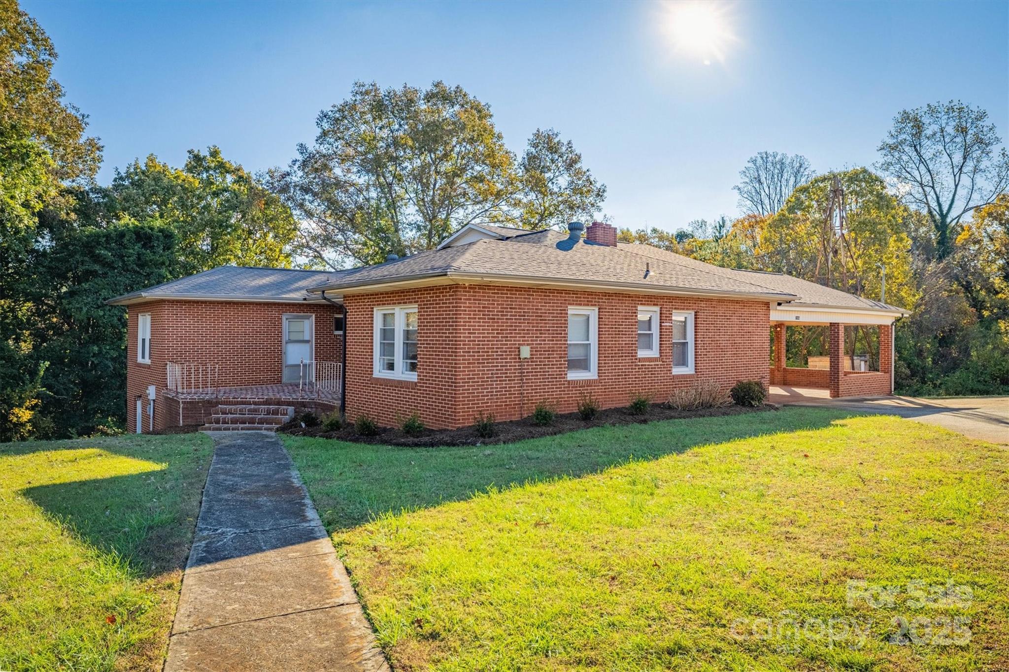 2986 Green Pasture Lane