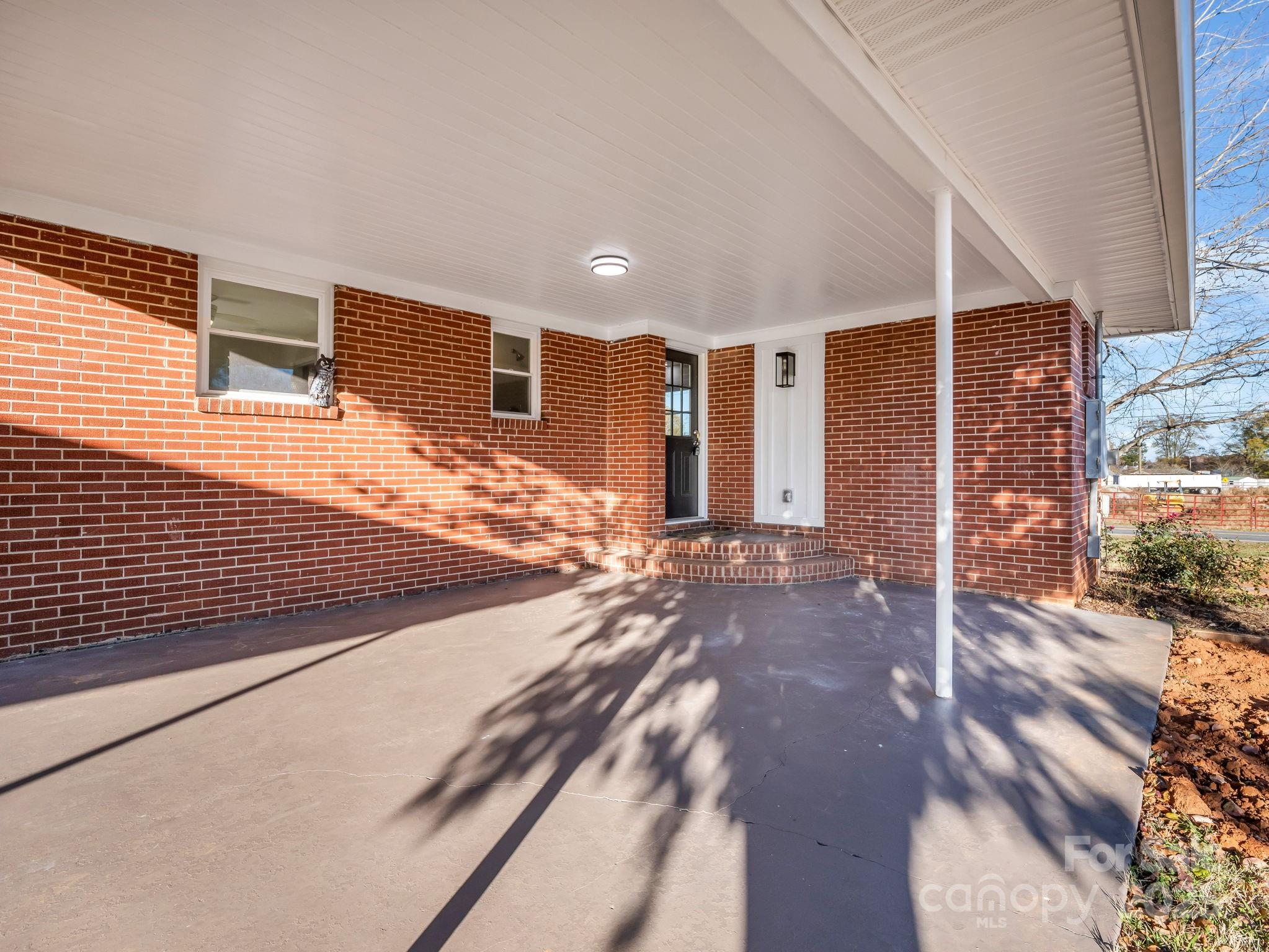 1696 Race Path Church Road