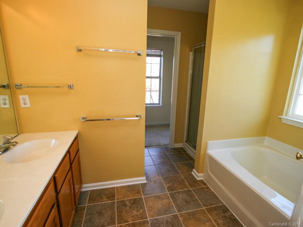 Brandon Oaks - Residential