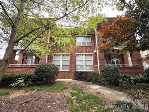 Photo of 534 Oakland Avenue, Charlotte, NC 28204 (MLS # 4361553)