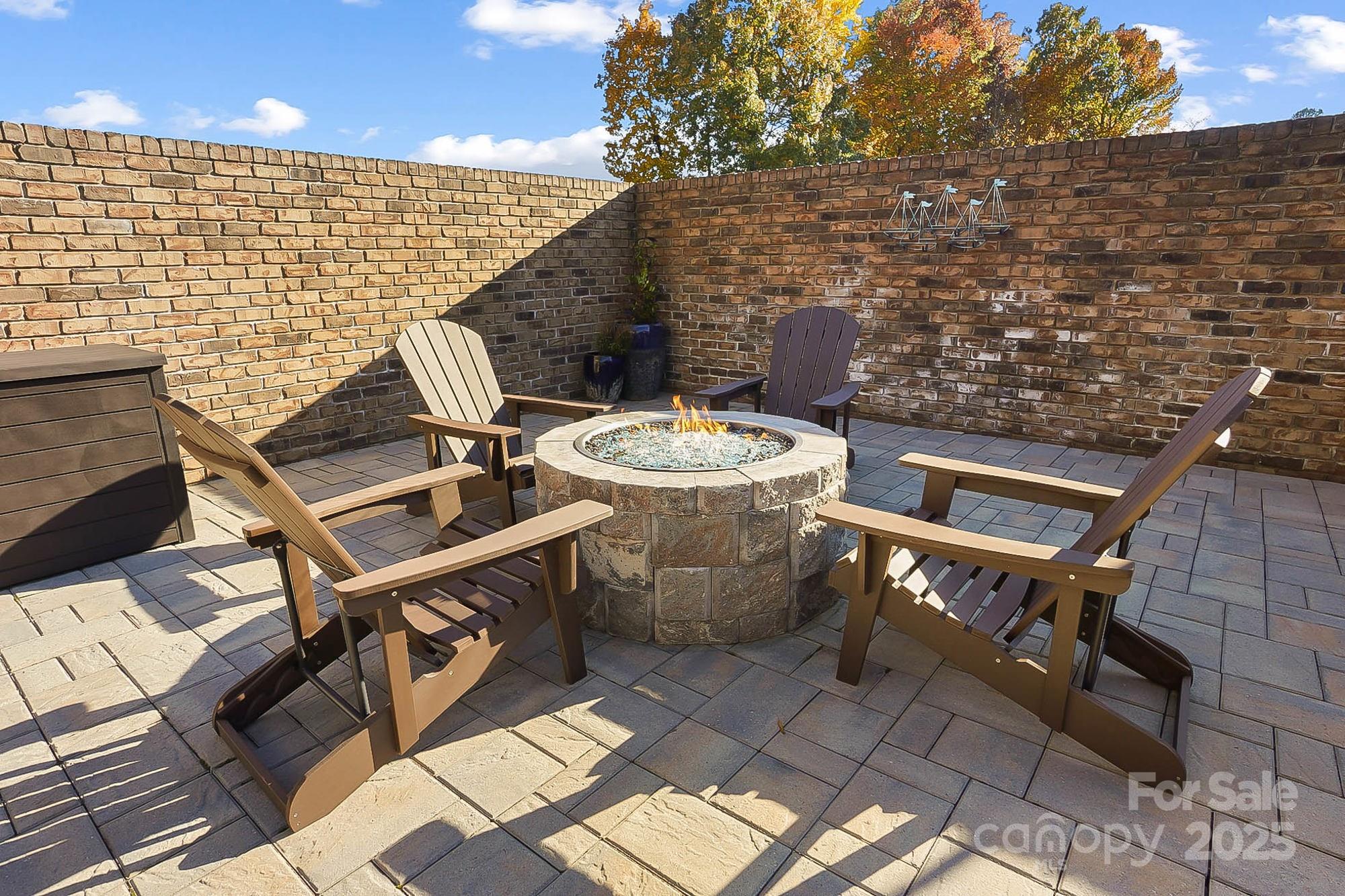 Creekwalk - Residential