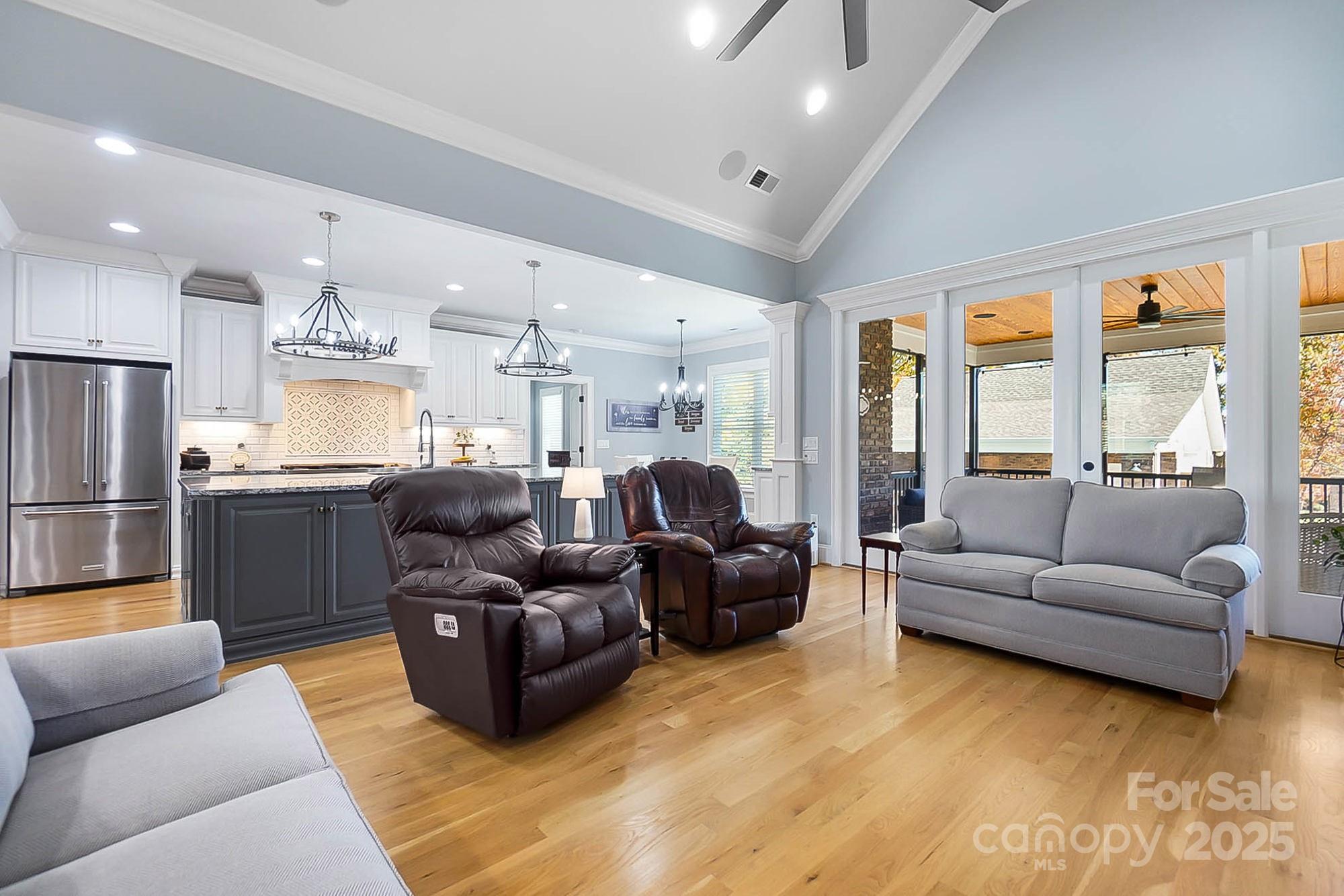 Creekwalk - Residential