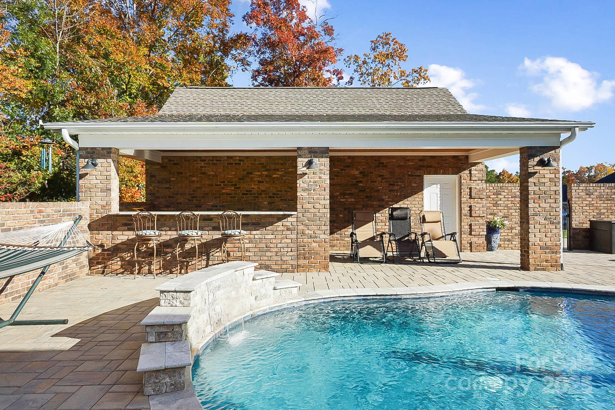 Creekwalk - Residential