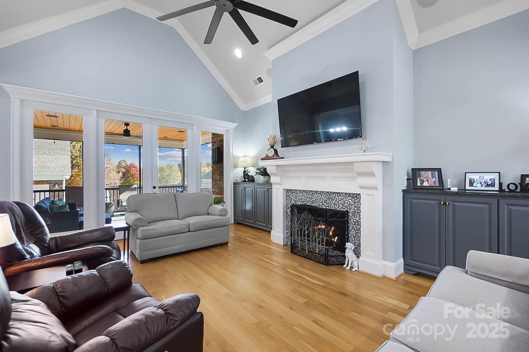 Creekwalk - Residential