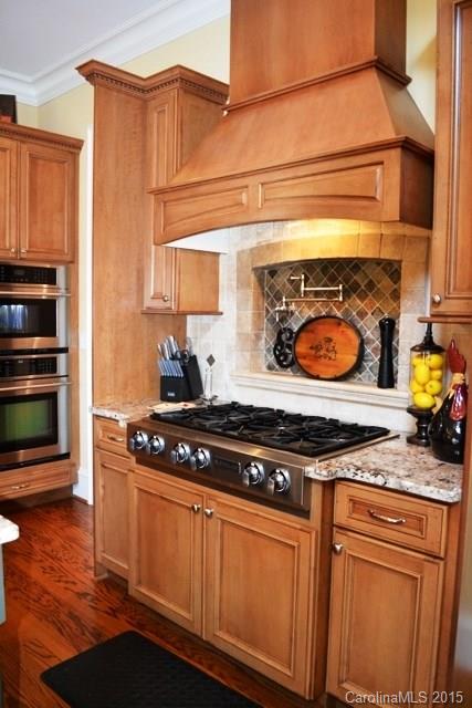 Laurel Creek - Residential