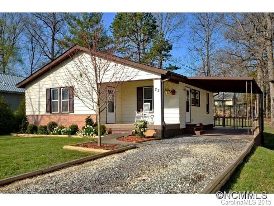 Sharp remodeled home in convenient Oakley neighborhood. Located on a quiet dead end street with quick access to I-240, the mall area or Biltmore Village. Home remodeled in 2010 with refinished HW floors, tile bath, SS appliances including washer & dryer. Outside is covered front porch, long carport, deck at back, plus well maintained yard. Great basement for storage or projects. Custom window treatments.