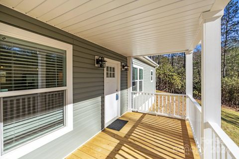 A home in Pisgah Forest