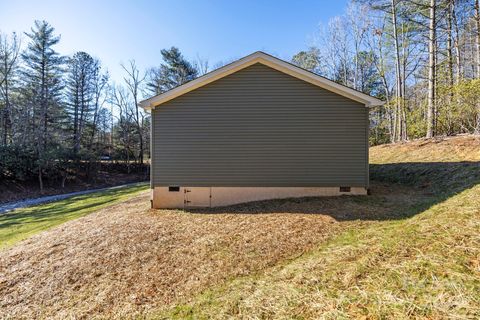 A home in Pisgah Forest