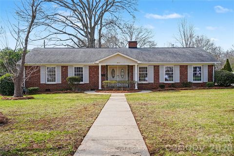 513 Lyttleton Drive Charlotte NC 28211