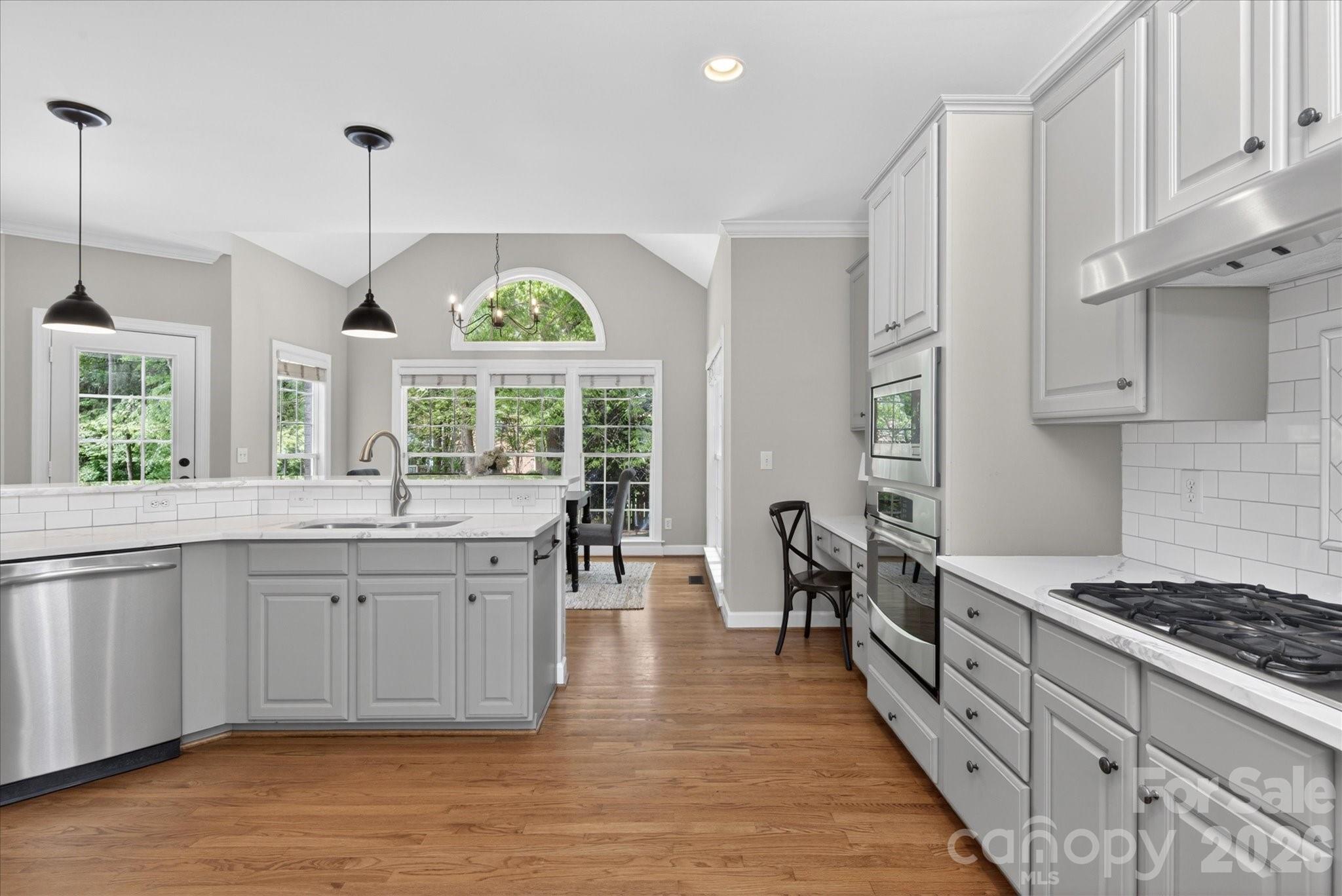 Hunter Oaks - Residential