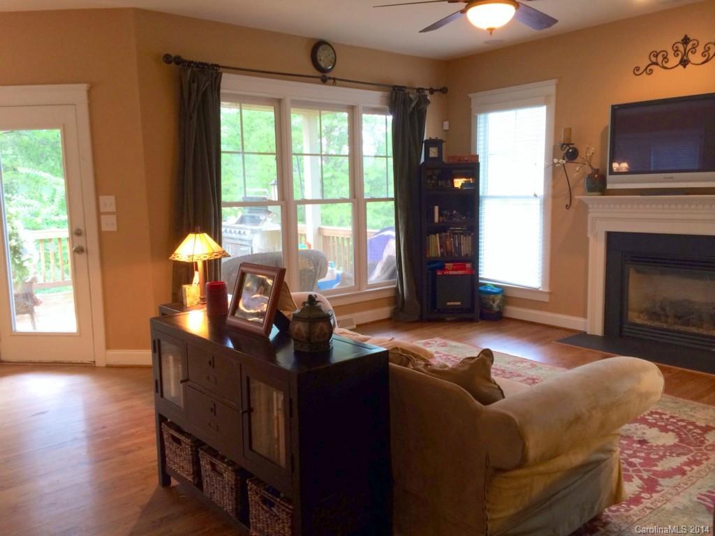 Lake Shore - Residential