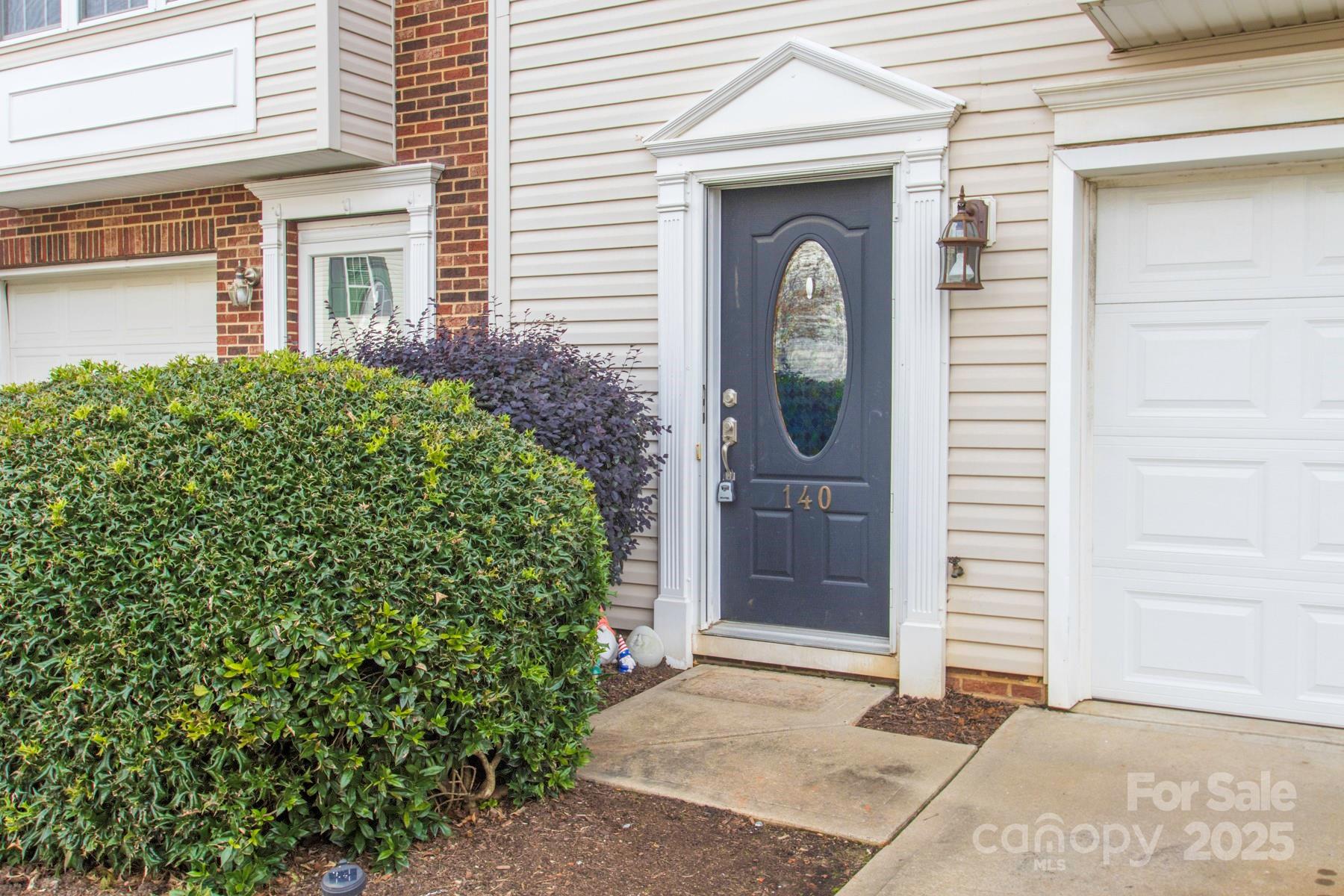 140 Rock Ridge Lane