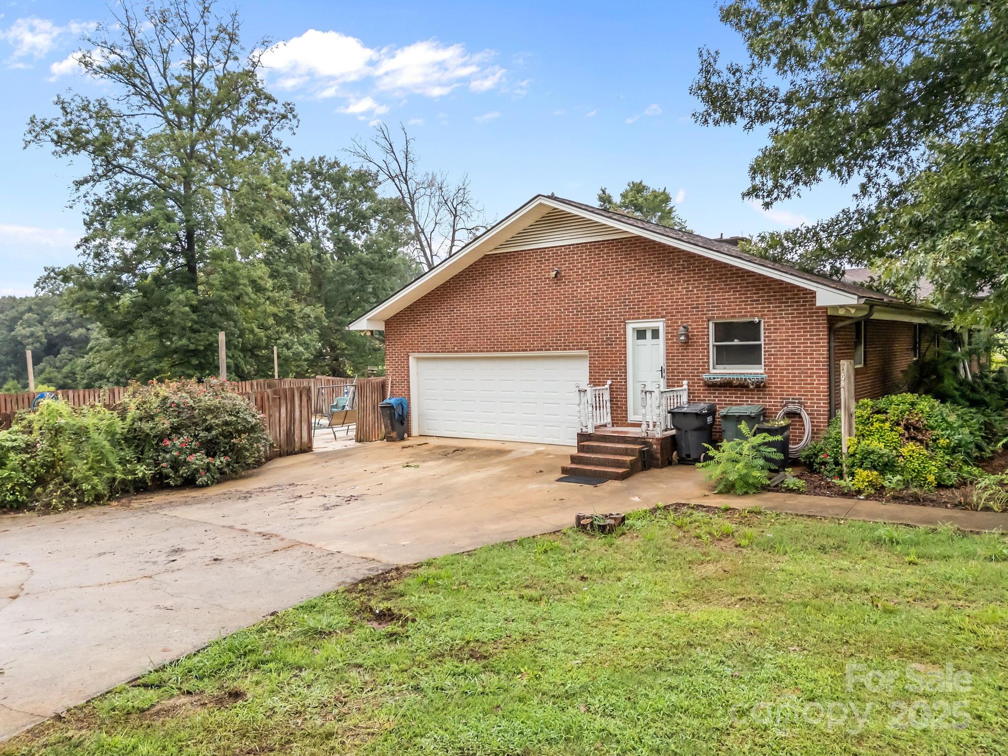 1650 Third Creek Church Road