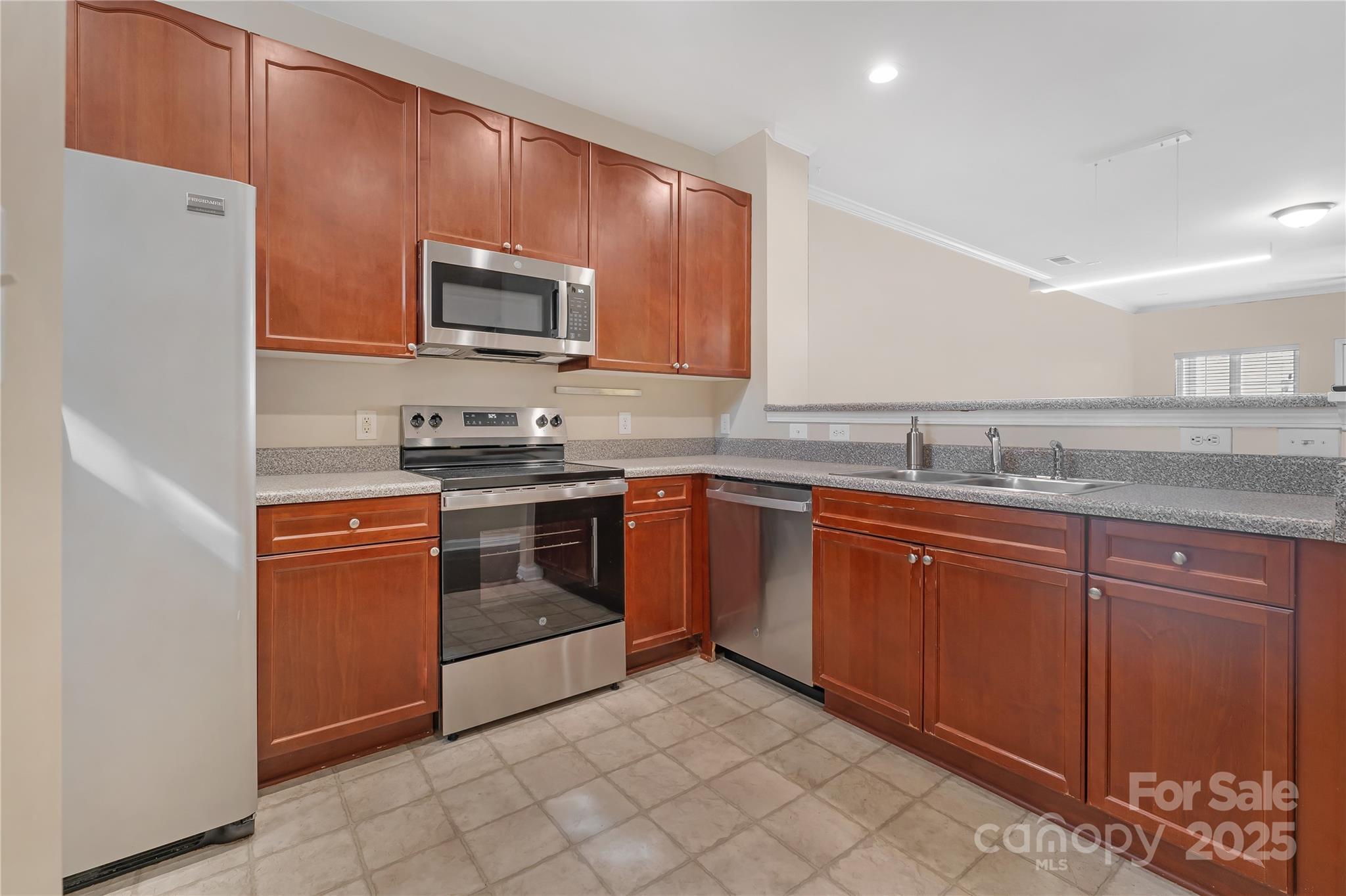 522 Jetton Street 49