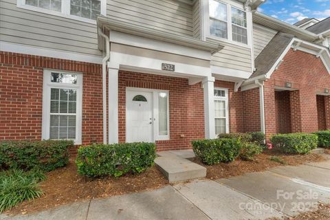 522 Jetton Street 49 Davidson NC 28036