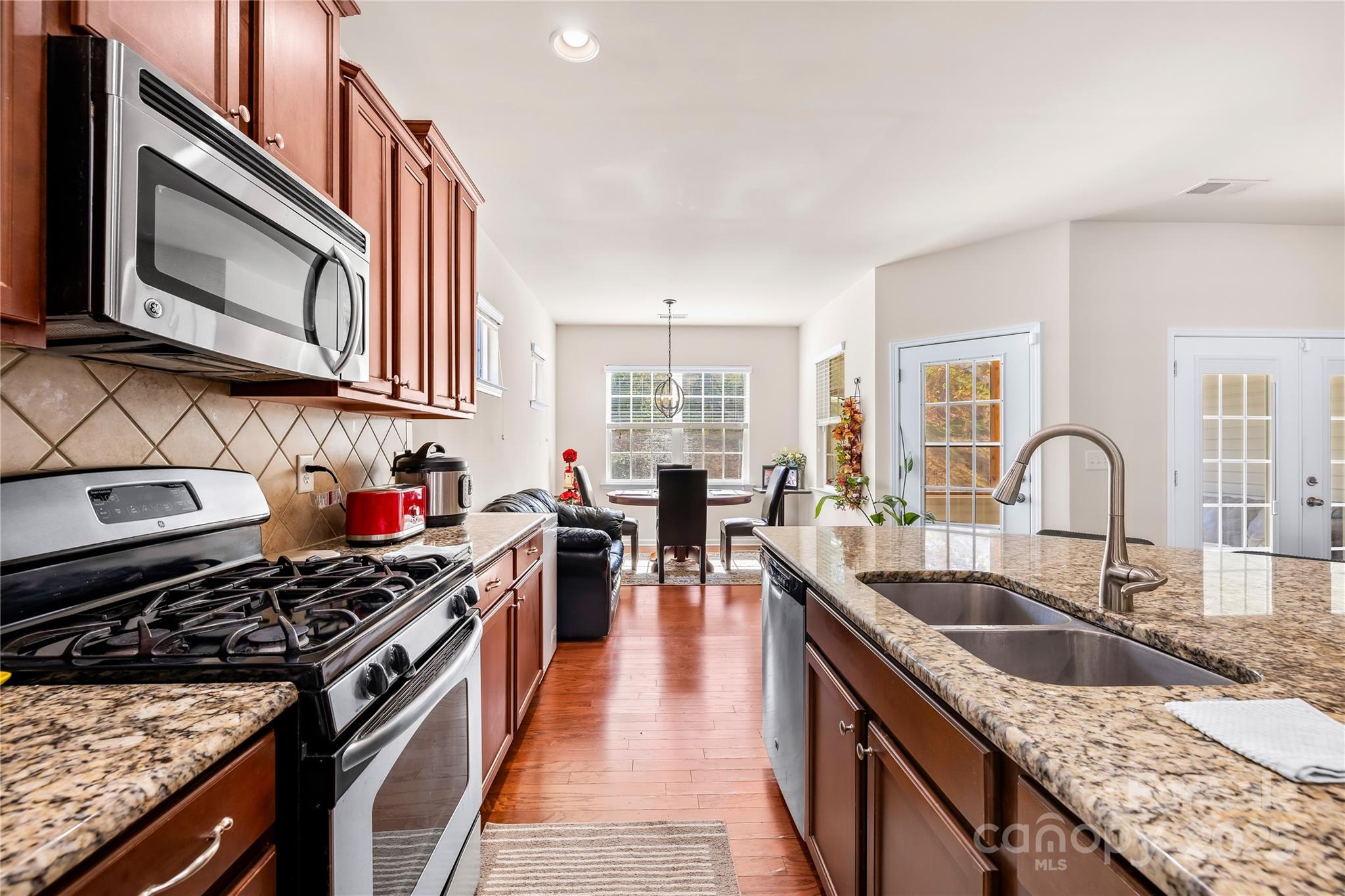 Wellesley East - Residential