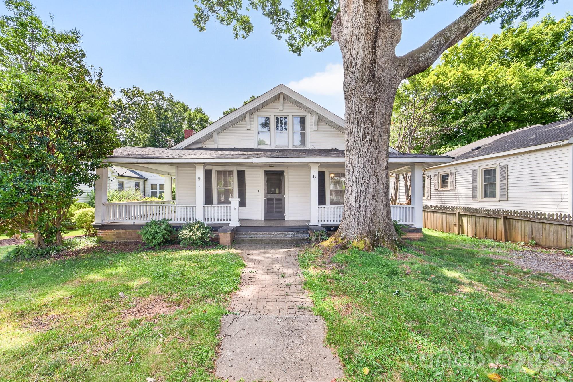 11 Cedar Street