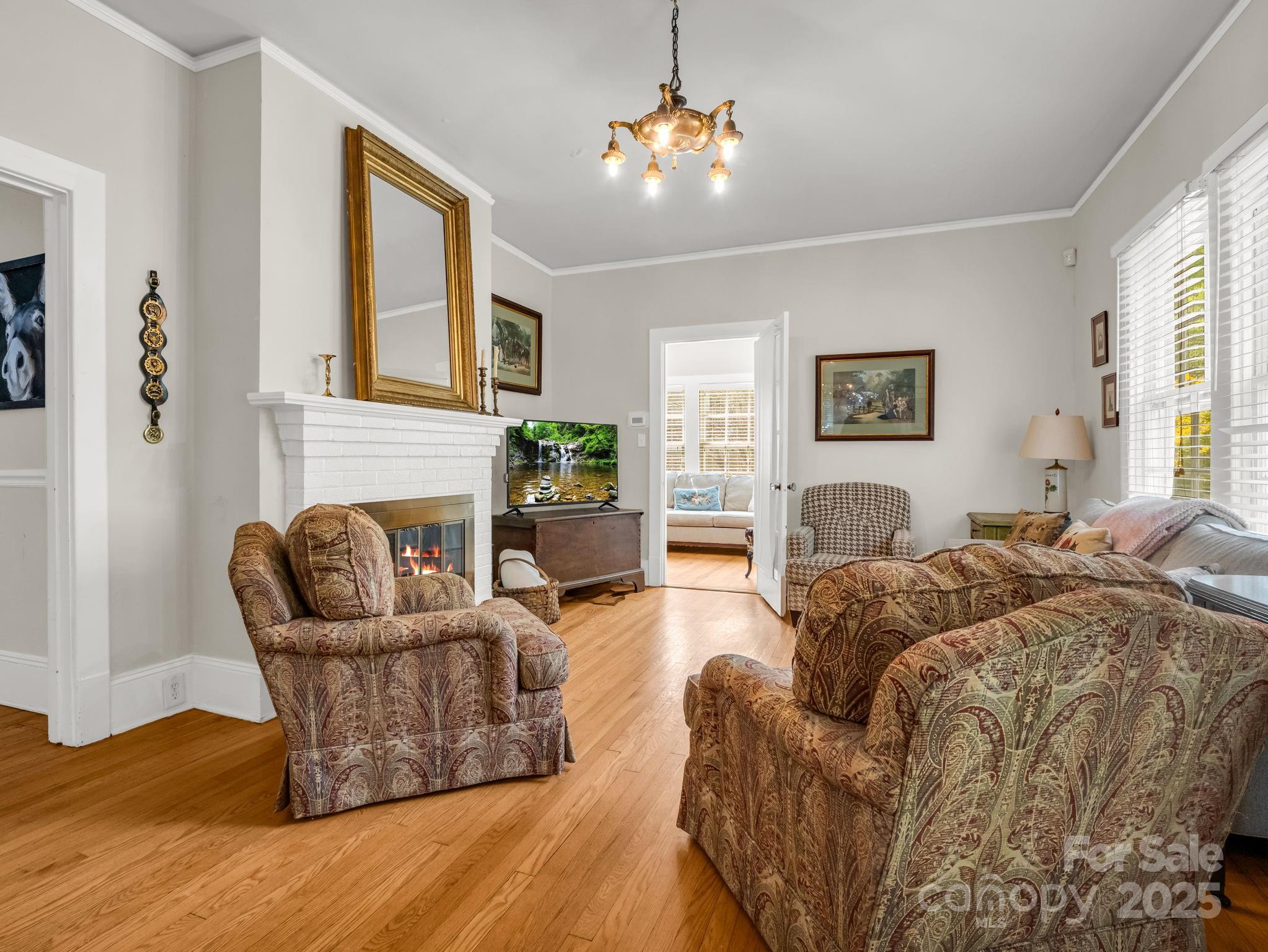 191 W 6th Street