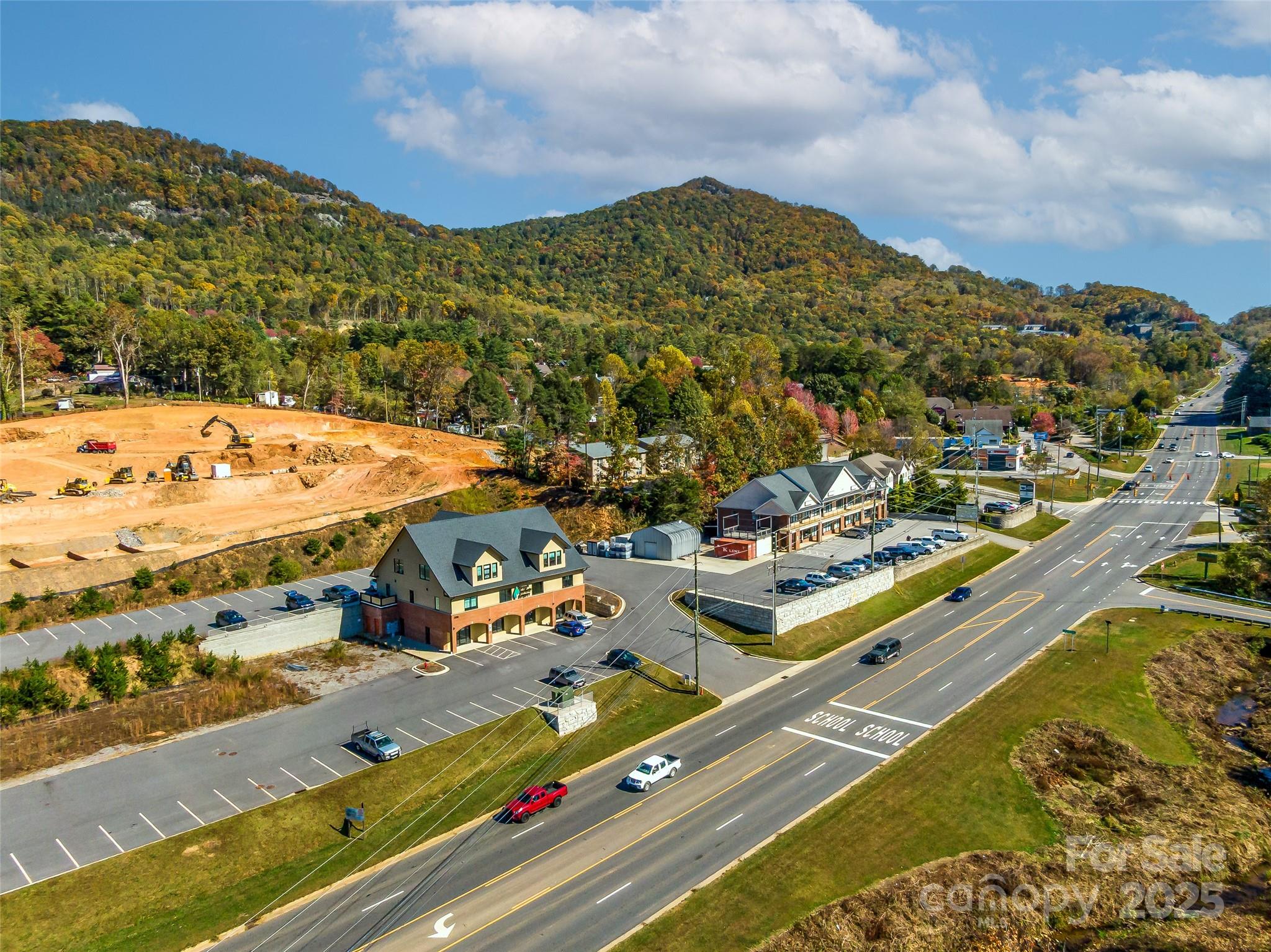 208 Charlotte Highway 301