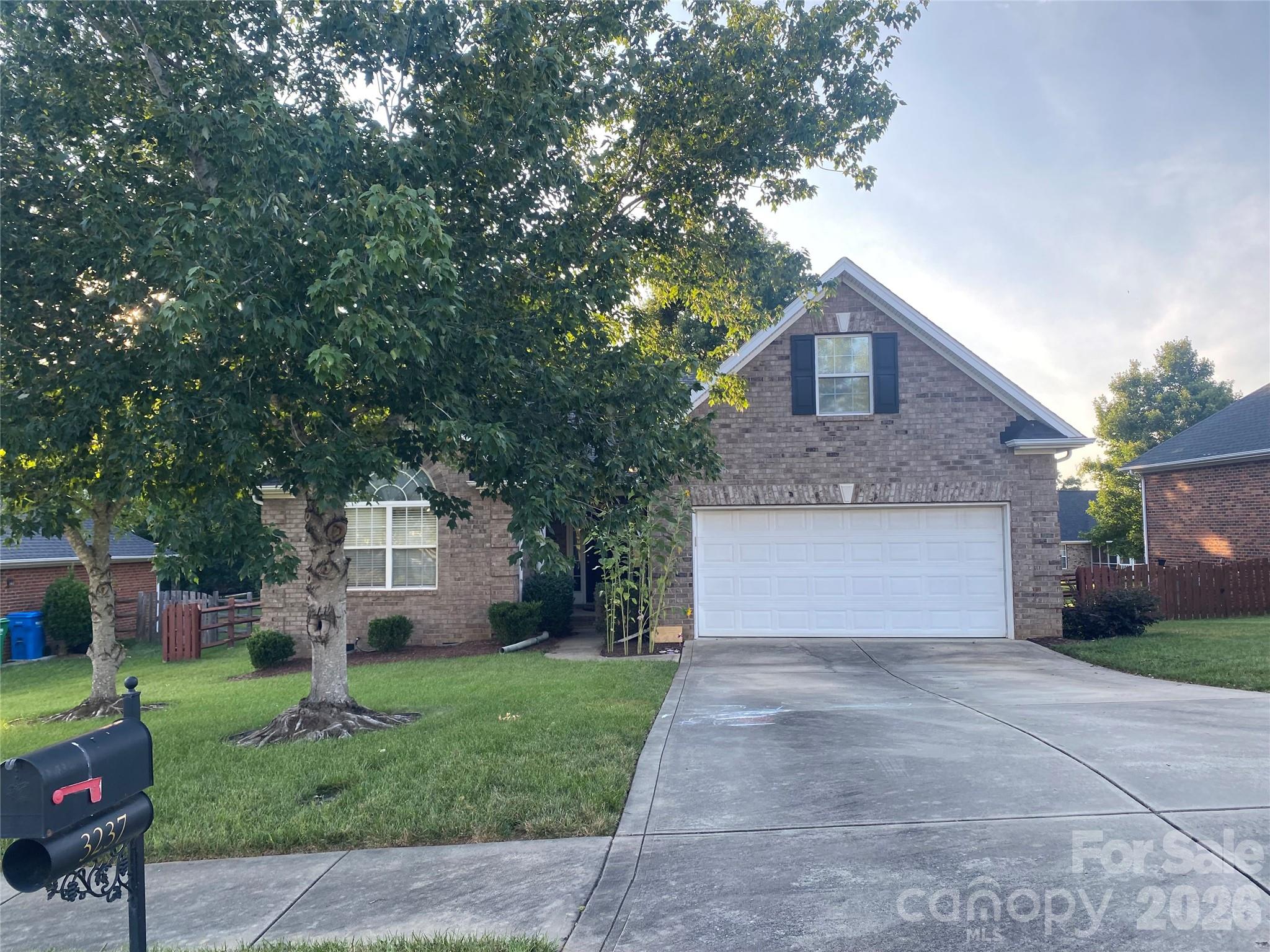 3237 Midland Road