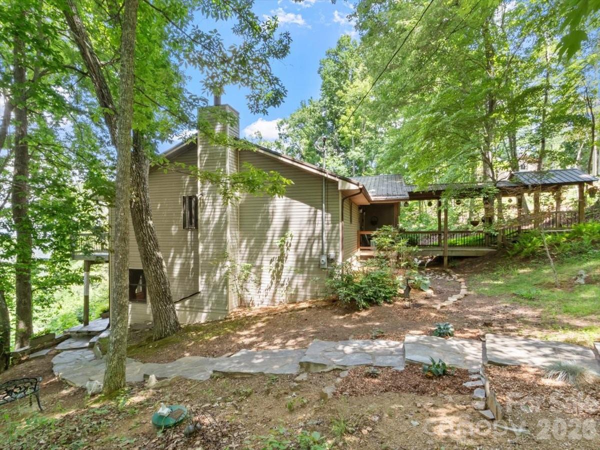 1355 Moonshine Mountain Road 32