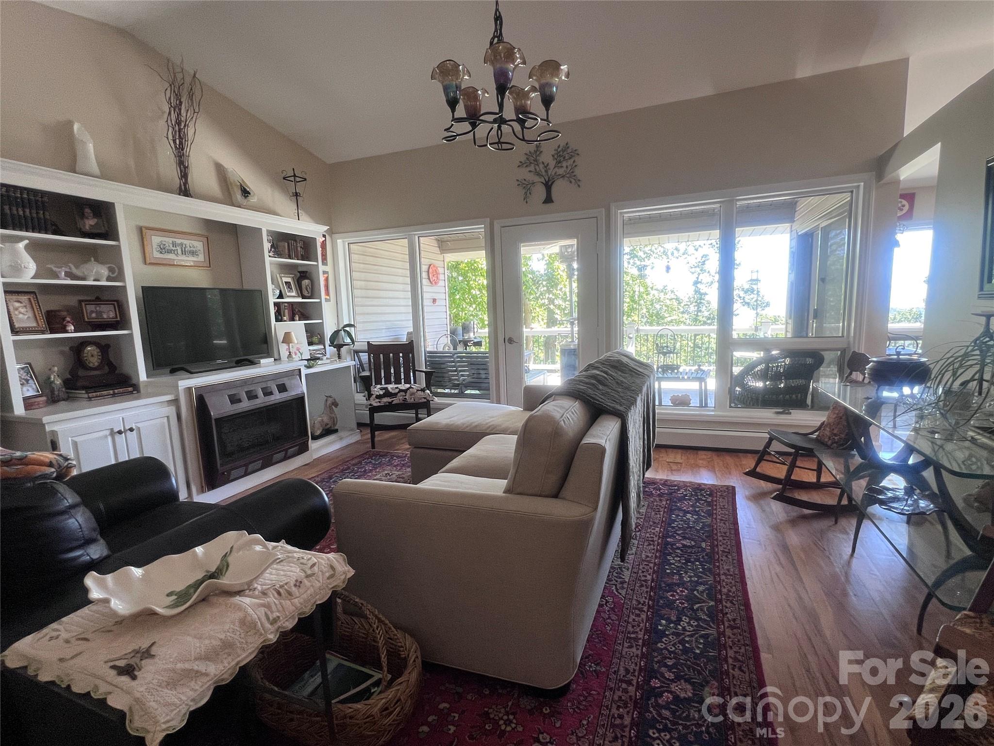 1355 Moonshine Mountain Road 32