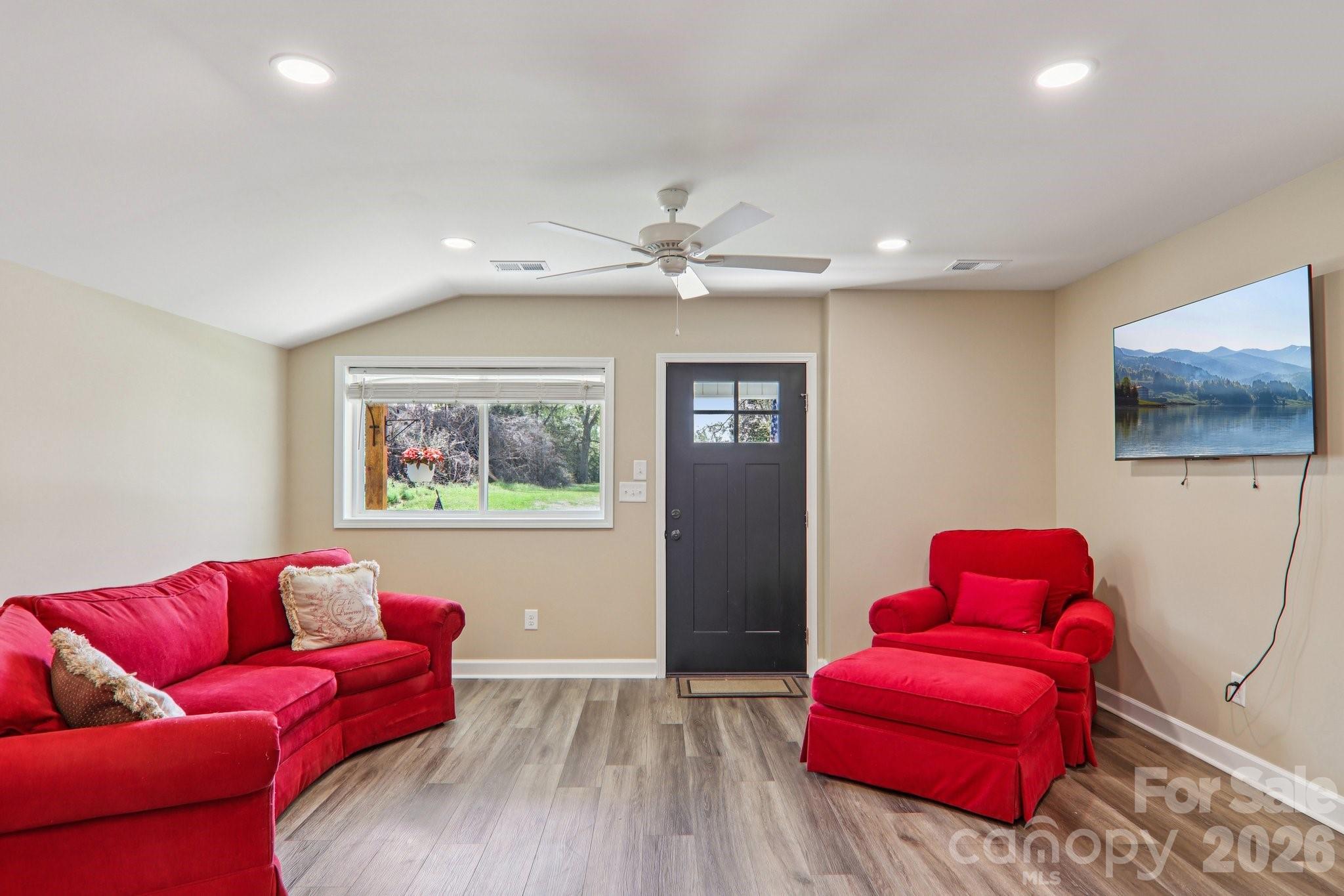 111 W Crawford Street