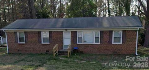 Photo of 122 Birchwood Drive, Wadesboro, NC 28170 (MLS # 4377871)
