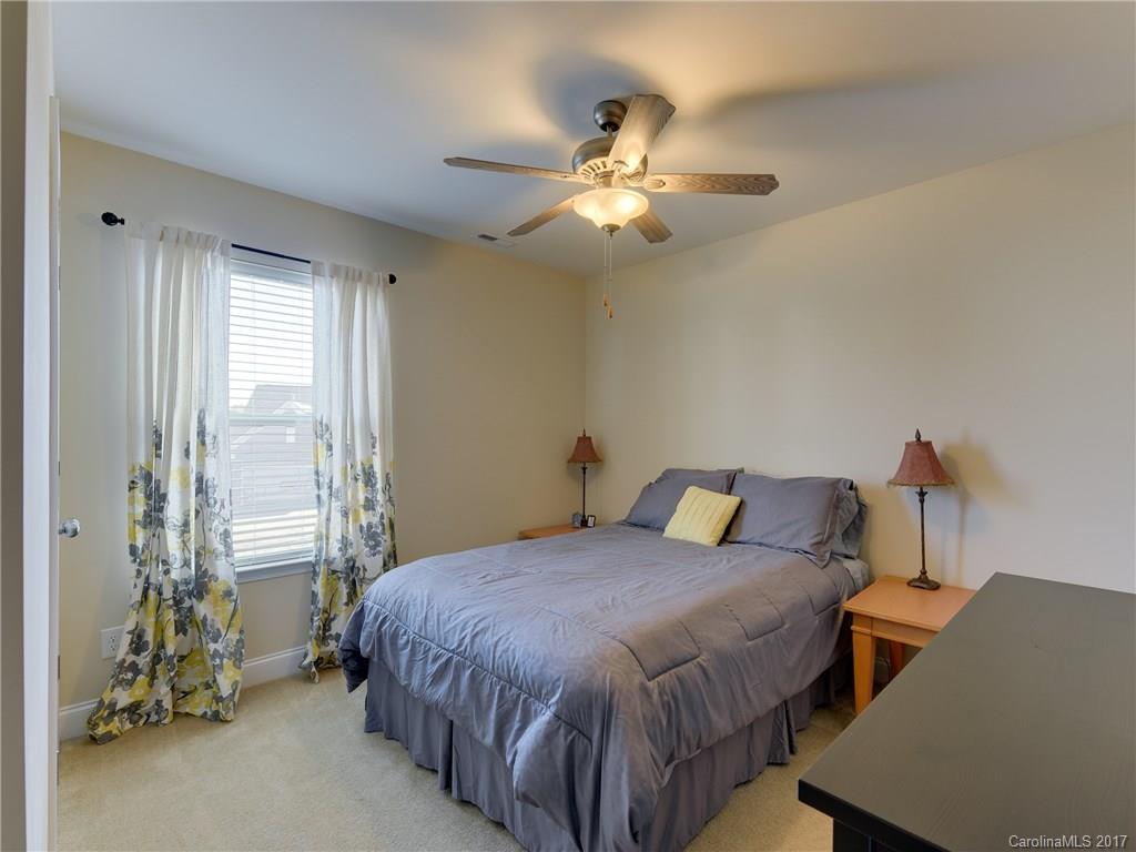 Brandon Oaks - Residential