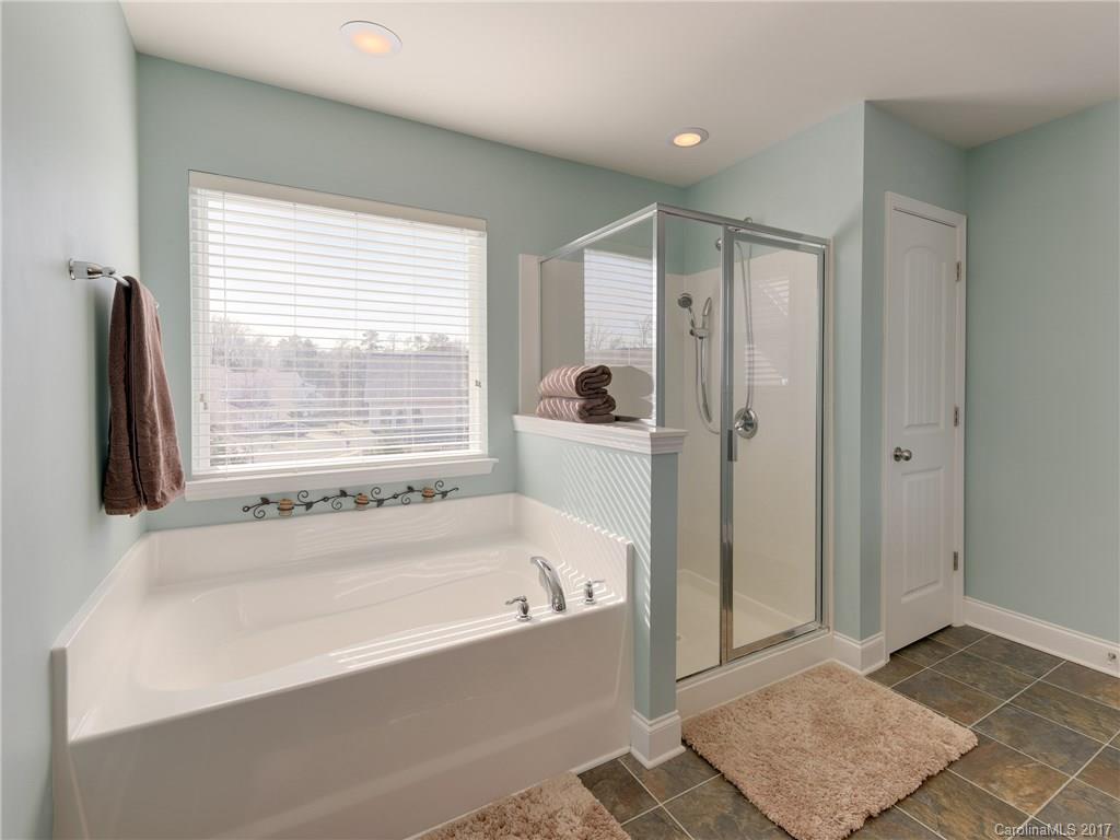 Brandon Oaks - Residential